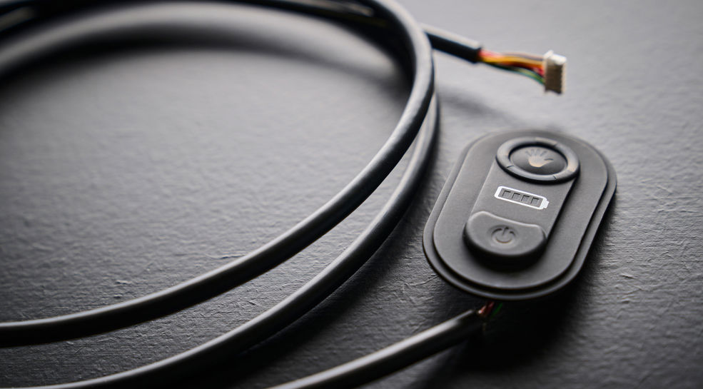 Komplette HMI-Lösung mit Silikontastatur, PCB und Kabeln