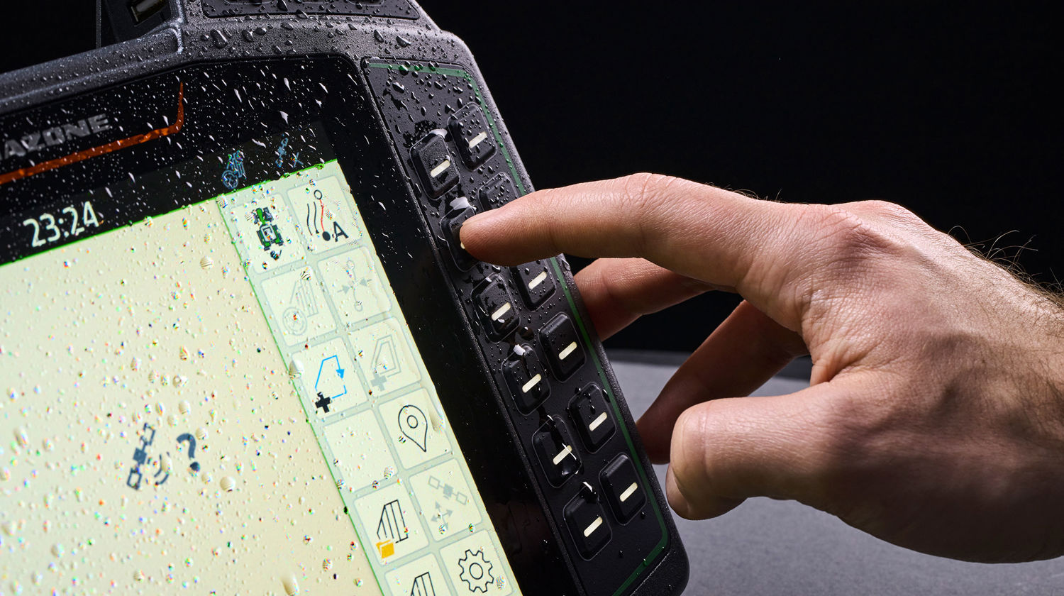 Water-resistant silicone rubber keypad - reliable controlling in rugged environments